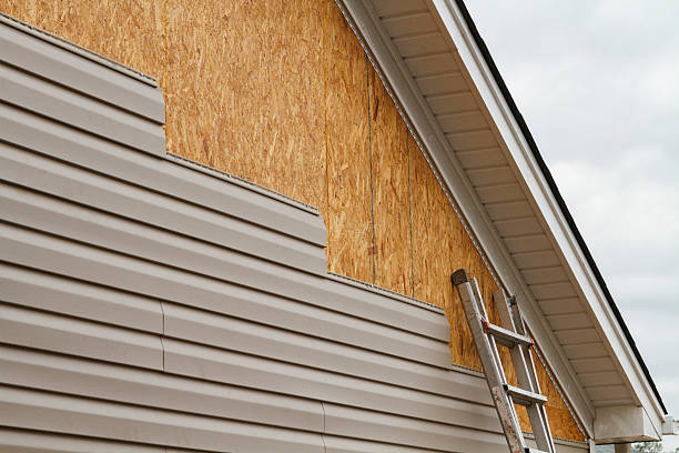 24/7 Emergency Siding Installation experts in New Middletown, OH